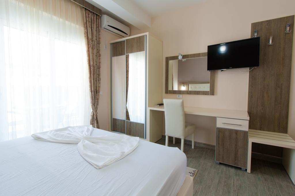 A3 Apartments Ulcinj Bagian luar foto