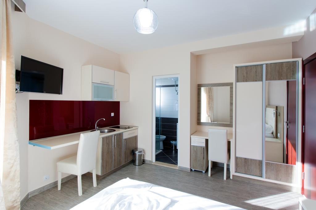 A3 Apartments Ulcinj Bagian luar foto