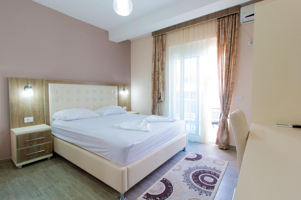 A3 Apartments Ulcinj Bagian luar foto
