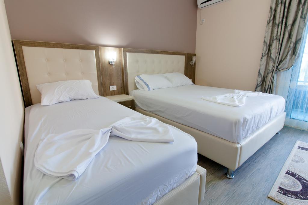 A3 Apartments Ulcinj Bagian luar foto