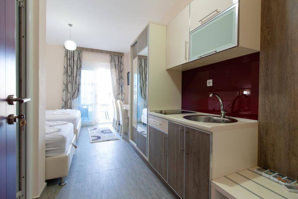 A3 Apartments Ulcinj Bagian luar foto