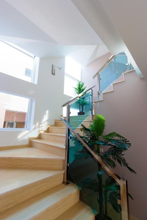 A3 Apartments Ulcinj Bagian luar foto