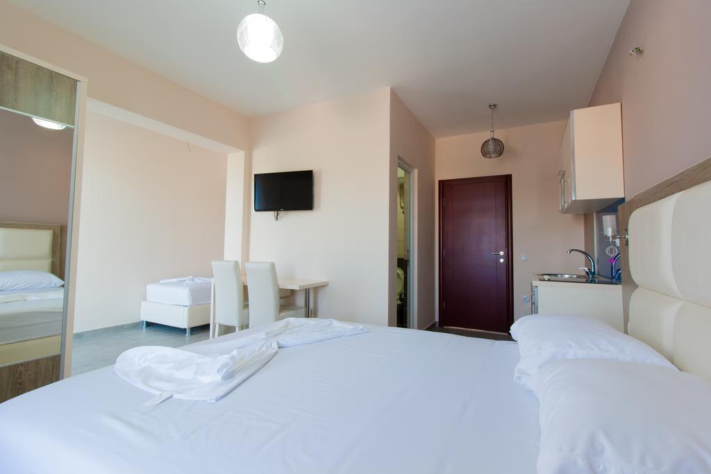 A3 Apartments Ulcinj Bagian luar foto